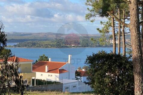 Plot in Obidos Lagoon
