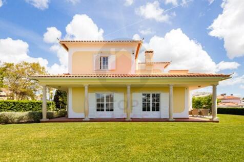 villa with lagoon views