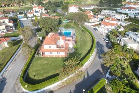 villa with lagoon views