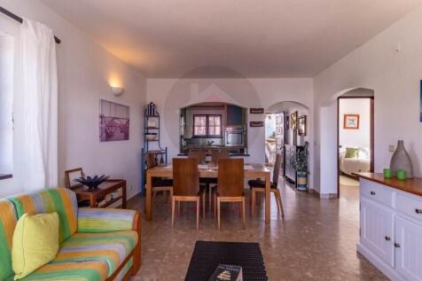 Villa with Lagoon Views