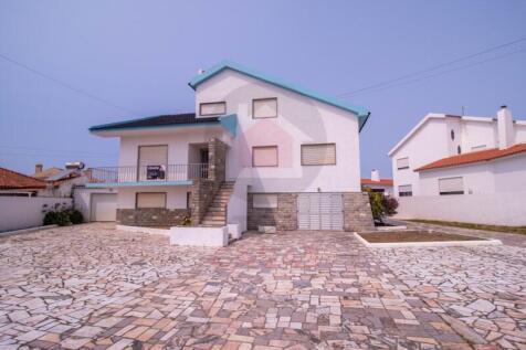 villa near Peniche