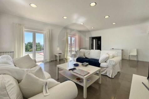 Villa in Serra do Bouro