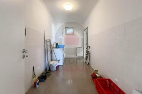 Villa in Serra do Bouro