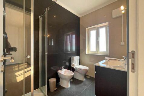 Villa in Serra do Bouro