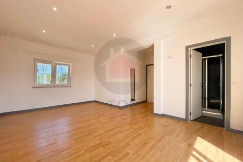 Villa in Serra do Bouro