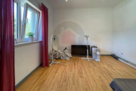 Villa in Serra do Bouro