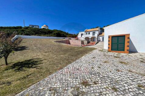 Villa in Serra do Bouro