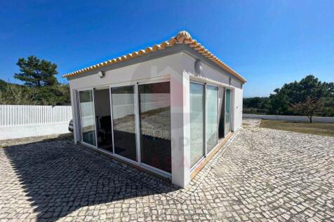 Villa in Serra do Bouro