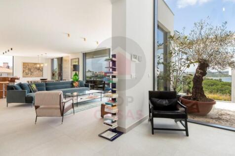 Villa with lagoon views