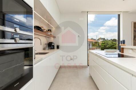 Villa with lagoon views