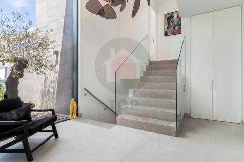 Villa with lagoon views