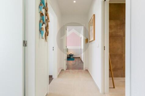 Villa with lagoon views