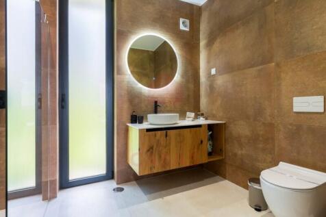 Villa with lagoon views