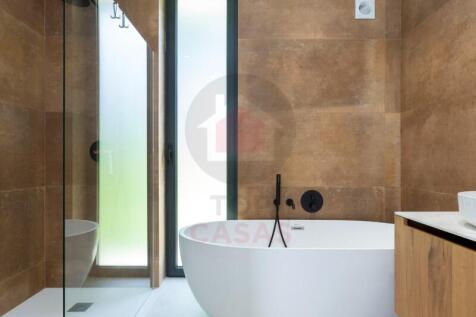 Villa with lagoon views