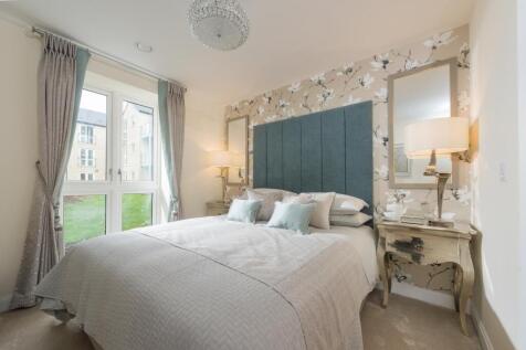 Brooke Dene Court, Cleckheaton - Master Bedroom  