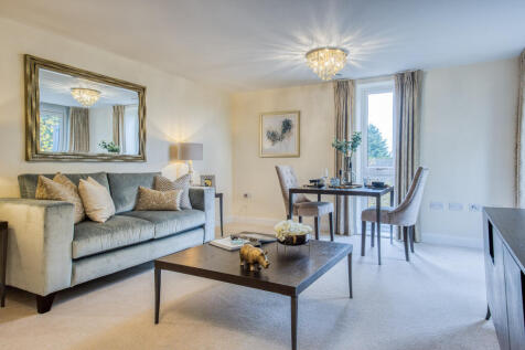 Linden Place, Solihull - Living Room  