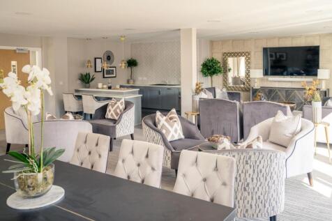 Clemens Place - Communal Lounge