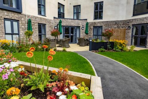Planter - gardens