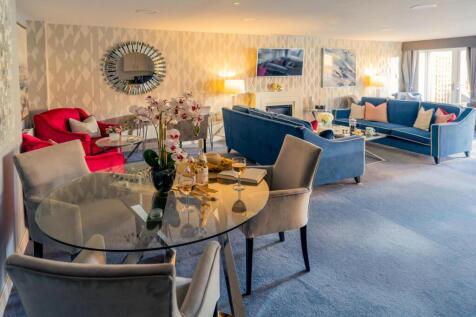 Communal Lounge