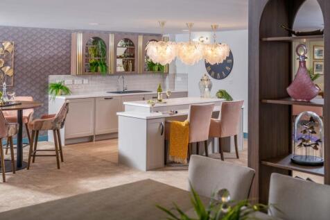 Homeowners Lounge 