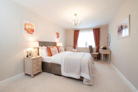 Show Apartment Bedroom