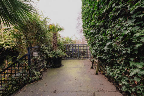 Croft-StLeonards-NorthStreet-Garden-7
