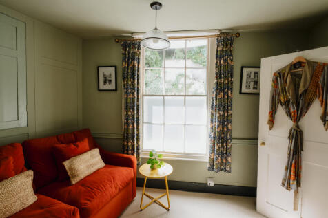 CROFT-CROFTROAD-HASTINGS-INTERIOR-HR-80
