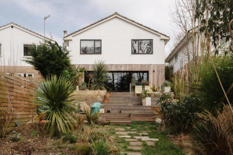 Croft-StLeonards-UpperGlenRoad-Exterior