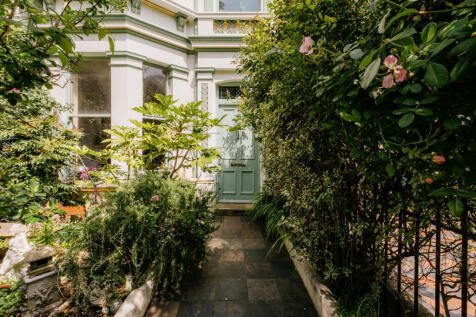 Croft-StLeonards-LondonRoad-Exterior-2