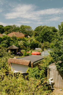 Croft-Bexhill-Squirrels-Exterior-17