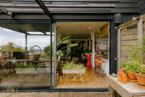 Croft-Hastings-TilekilnLane-Exterior-9