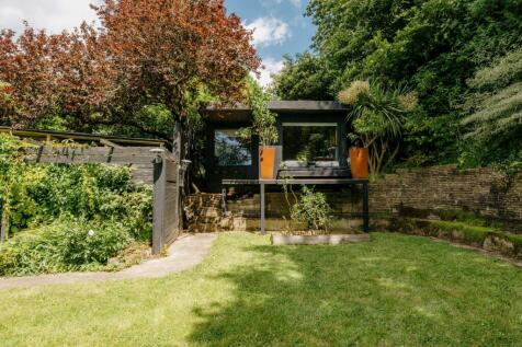 Croft-Hastings-TilekilnLane-Exterior-38*.jpeg