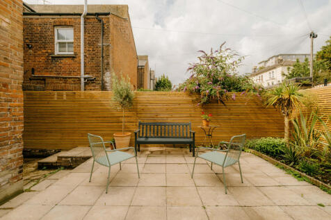 Croft-StLeonards-StainsbyStreet-Garden
