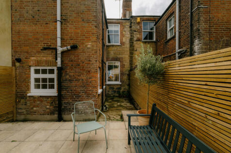 Croft-StLeonards-StainsbyStreet-Garden-3