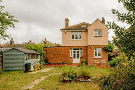 Croft-StLeonards-SeddlescombeRoadNorth-Exterior-9