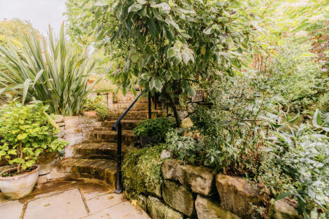Croft-StLeonards-WestHillRoad-Exterior-8