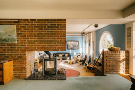 Croft-Hastings-Amherst-Gardens-Interior-32