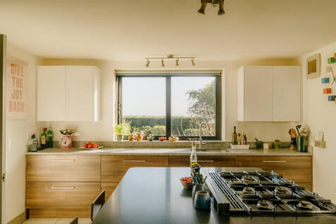 Croft-Hastings-Amherst-Gardens-Interior-27