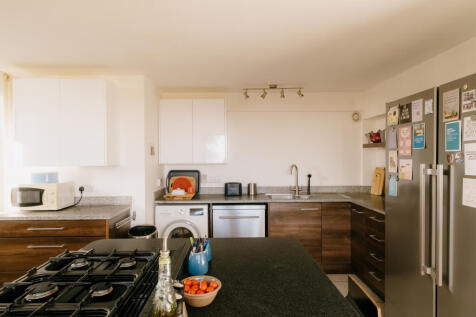 Croft-Hastings-Amherst-Gardens-Interior-24