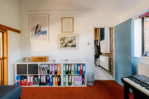 Croft-Hastings-Amherst-Gardens-Interior-58