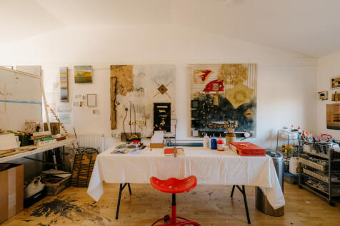 Croft-Hastings-Amherst-Gardens-Interior-52