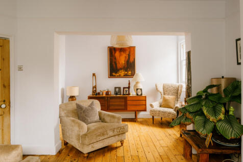 Croft-Hastings-WestHillCottage-Interior-64