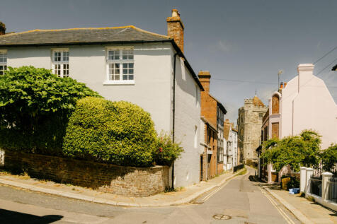 Croft-Hastings-WestHillCottage-Exterior-8