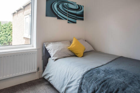 HMO Room to Let - Hainton Avenue, Grimsby DN32