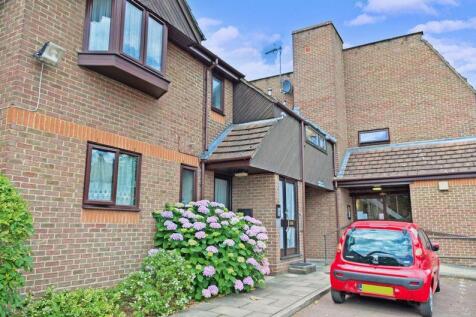 Fernleigh Court