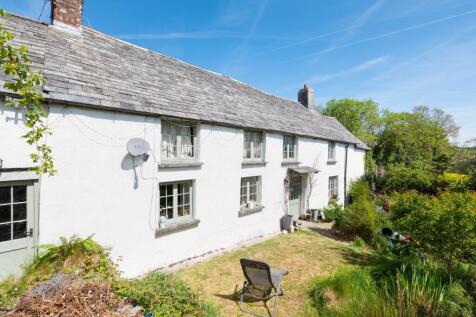 Farmhouse &amp; Garden
