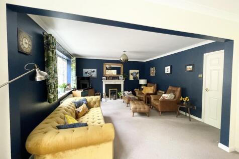 Living / Dining Room