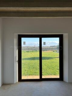 WhatsApp Image 2024-12-12 at 16.03.47 (3)