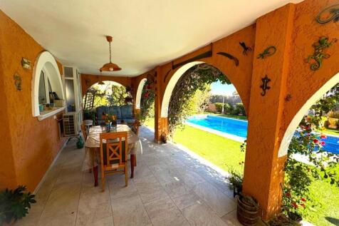 f2d84f28-5659-489c-9152-b60ddbca1450 (1)