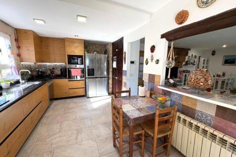 1f9772dd-4aff-4664-8460-2ea6101d6118